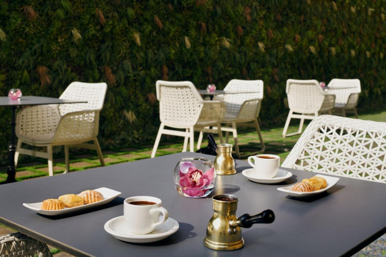 Marriott Executive Apartments Al-Hobar Kültér fotó Turkish coffee